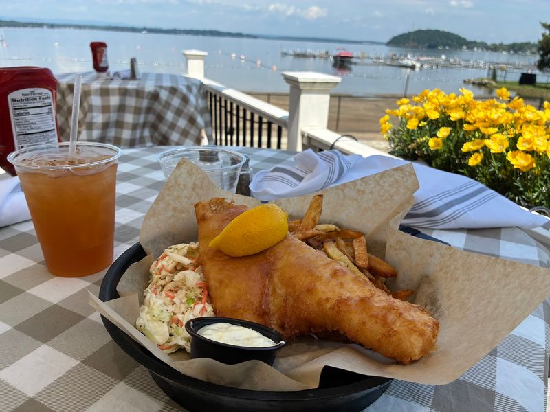 Dock Brown's On Saratoga Lake, Saratoga Springs