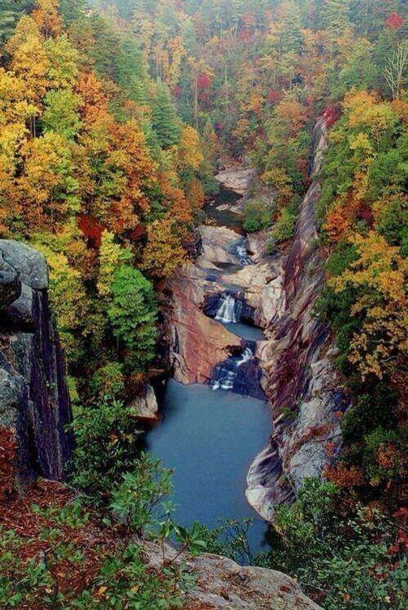 10 Quiet Georgia Mountain Towns That Haven't Been Ruined By Tourists Yet - Decor Hint Tallulah Falls
