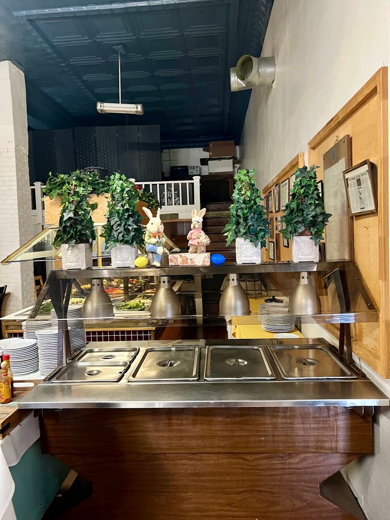 See How A Tiny Eden Restaurant Became A Community Gathering Place