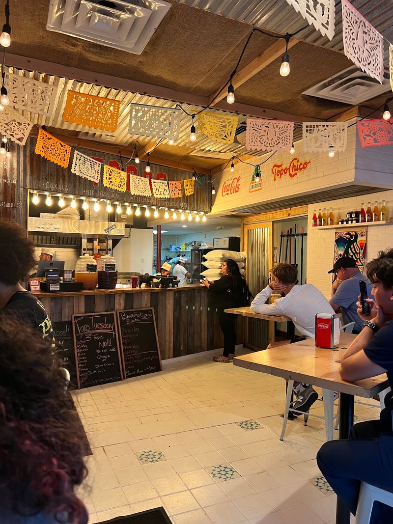 Tacos Los Gordos, New Haven