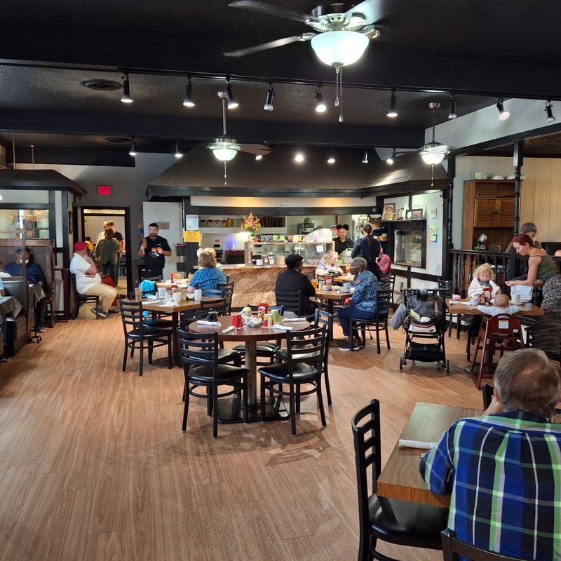 These 9 North Carolina Breakfast Joints Where The Portions Are Almost Too Big To Finish - Decor Hint MaryBill's Cafe & Elbow Room, Fayetteville