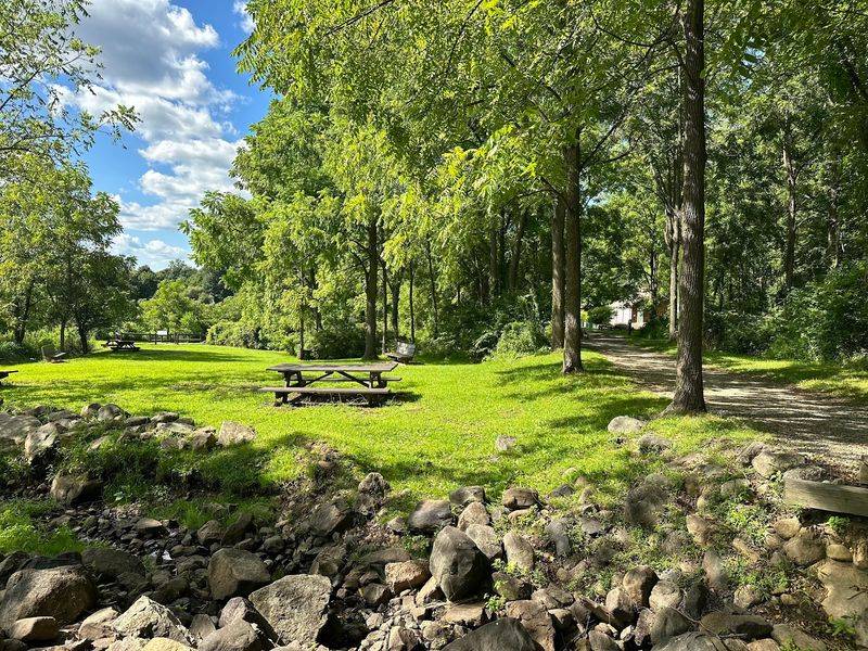 Quiet Paths For Nature Exploration
