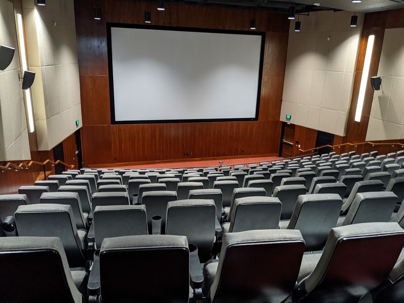 You Can Compare Its Classroom Experience With Much Larger Universities