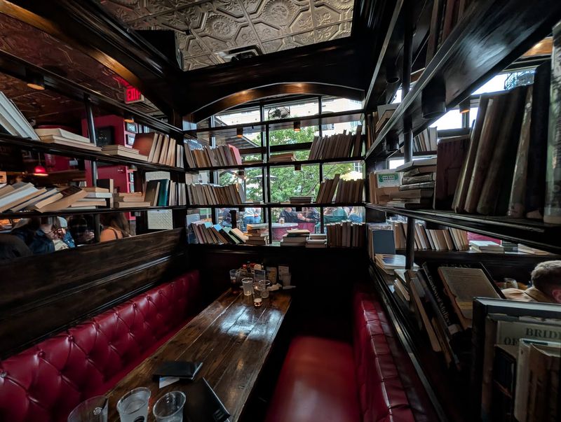 This North Carolina Irish Pub Serves A Shepherd's Pie Locals Keep Coming Back For - Decor Hint Come Hungry Because The Menu Leans Hearty