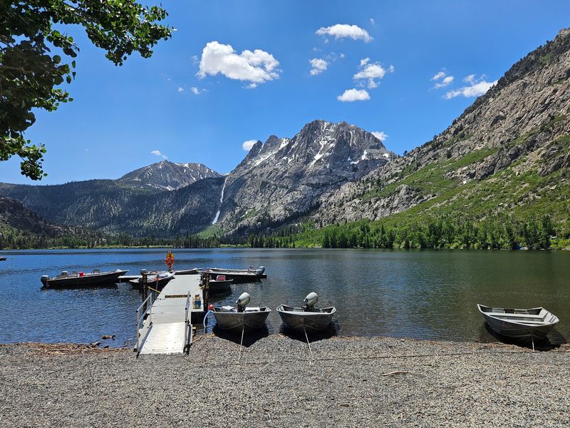 Wake Up With Silver Lake And Carson Peak Outside