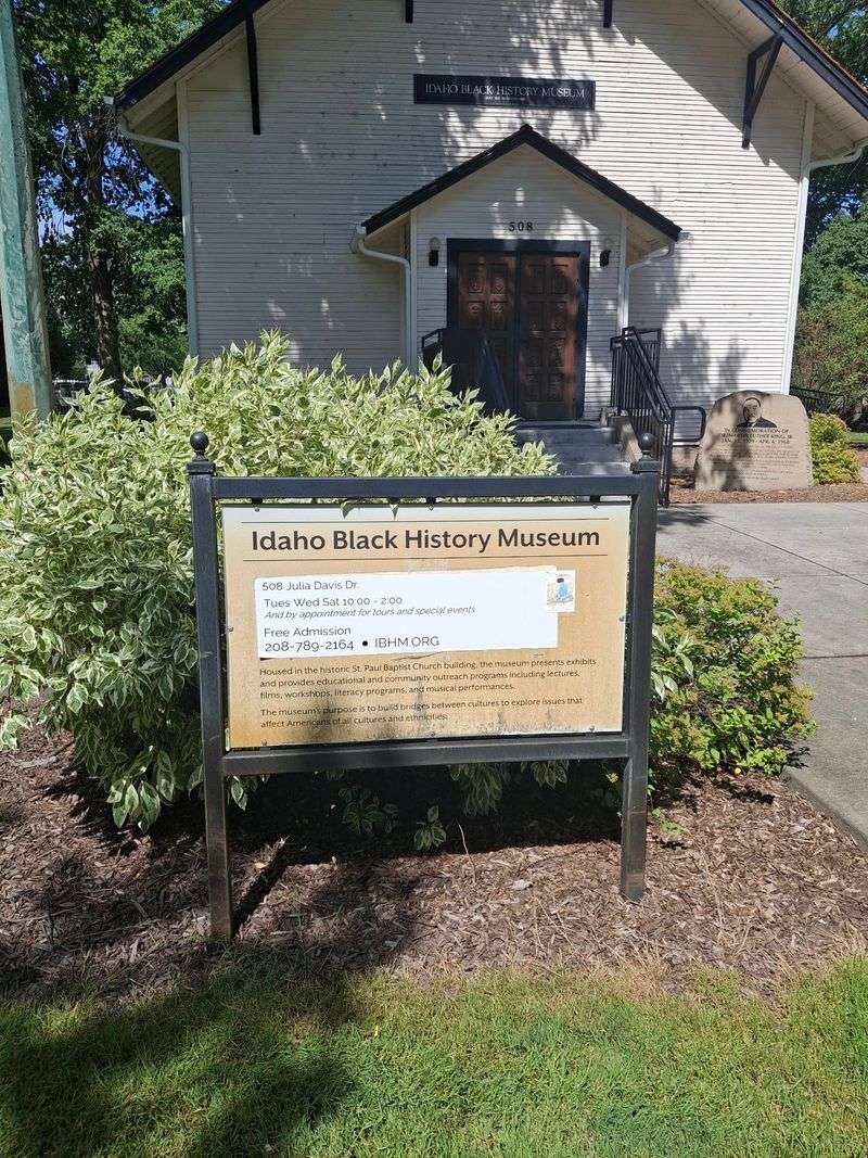 Three Museums, One Lawn