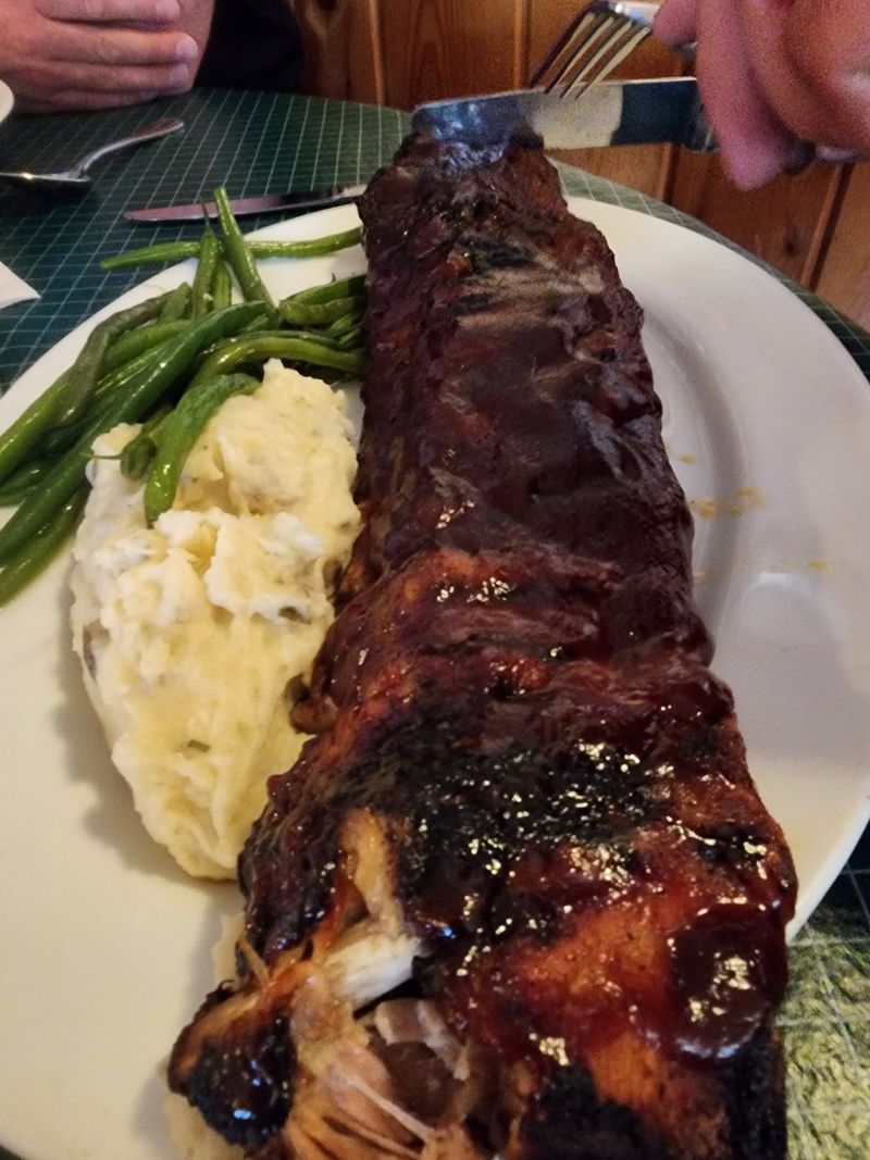 This Small Town Michigan Steakhouse Serves Massive Steaks With Gorgeous Lake Views - Decor Hint Seasons Change The Whole Experience
