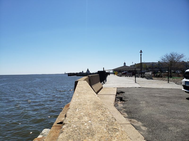 10 Connecticut Boardwalks, Piers, And Waterfront Walks Made For A Scenic Day Out - Decor Hint Saybrook Point Waterfront Walk, Old Saybrook
