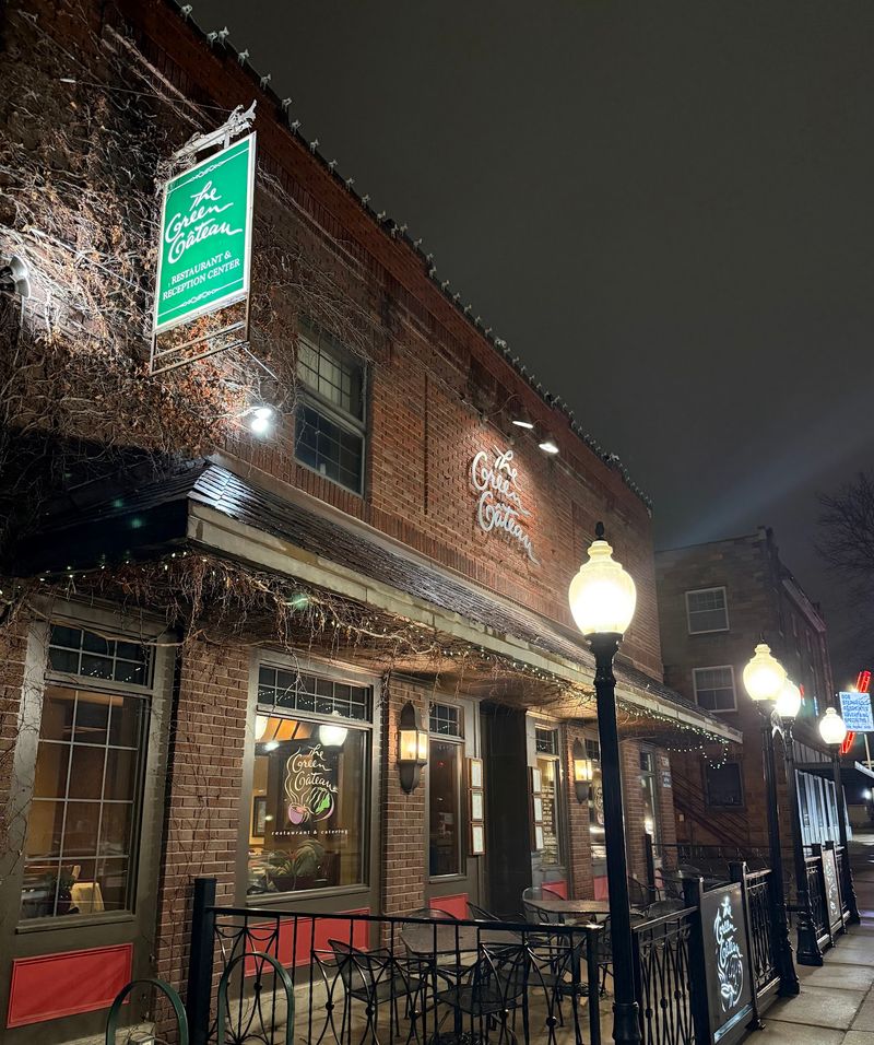 10 Upscale Lincoln, Nebraska Restaurants Where Diners Say The Splurge Is Worth It - Decor Hint The Green Gateau