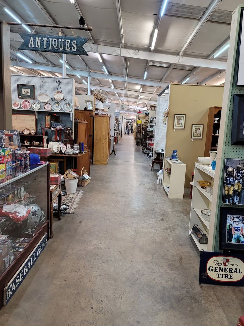 More Than Two Hundred Dealers Under One Roof