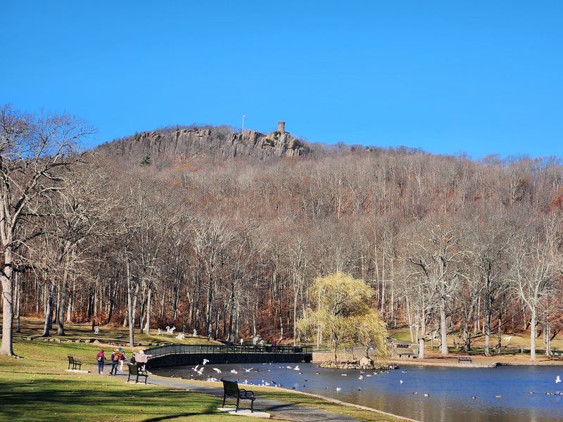 Hubbard Park, Meriden
