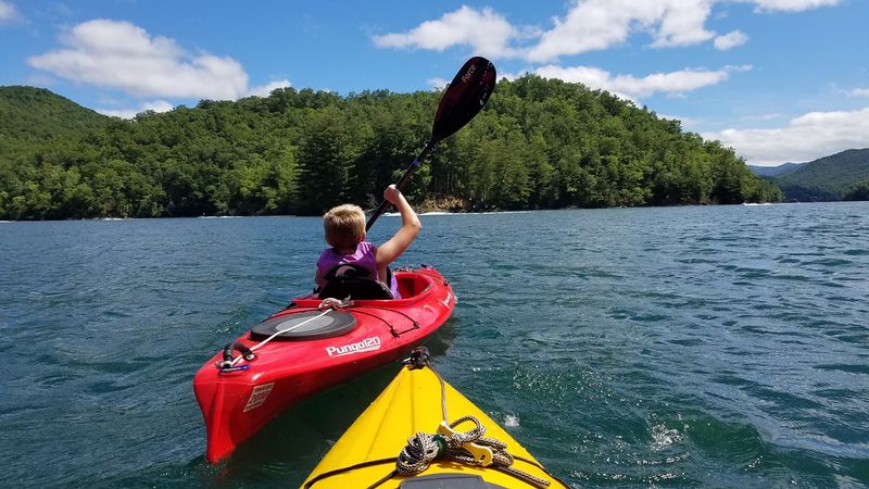 You Can Rent A Boat And Explore Miles Of Mountain Shoreline
