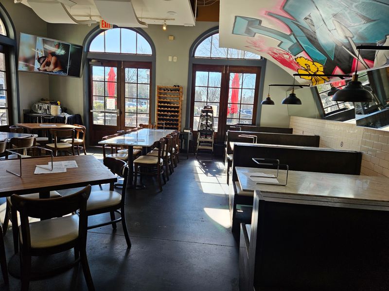 This Georgia Pizza Restaurant Stacks Its Homemade Lasagna 15 Layers High - Decor Hint The Renato Brick Oven You Can Actually Watch