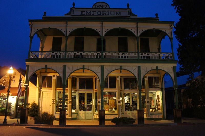 These 12 Central California Mountain Towns Feel Like A Secret Worth Finding - Decor Hint Jamestown, California