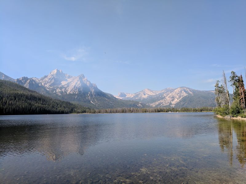 This Tiny Idaho Mountain Town Barely Reaches 80 Degrees Even In The Middle Of Summer - Decor Hint Head Toward Redfish Lake When The Sun Is Out And The Water Looks Its Brightest