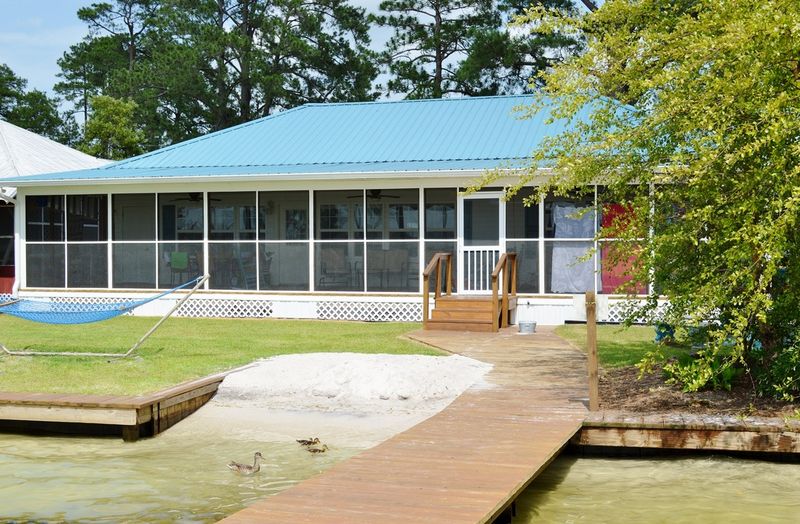 Choose A Waterfront Cottage Instead Of Paying For A Fancy Resort Stay