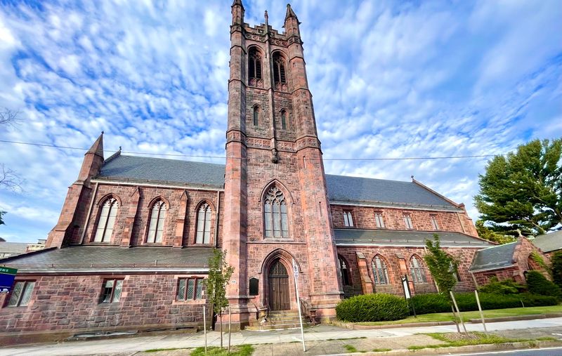 10 Churches In Connecticut With Architecture That Feels Straight Out Of Europe - Decor Hint Christ Church, New Haven