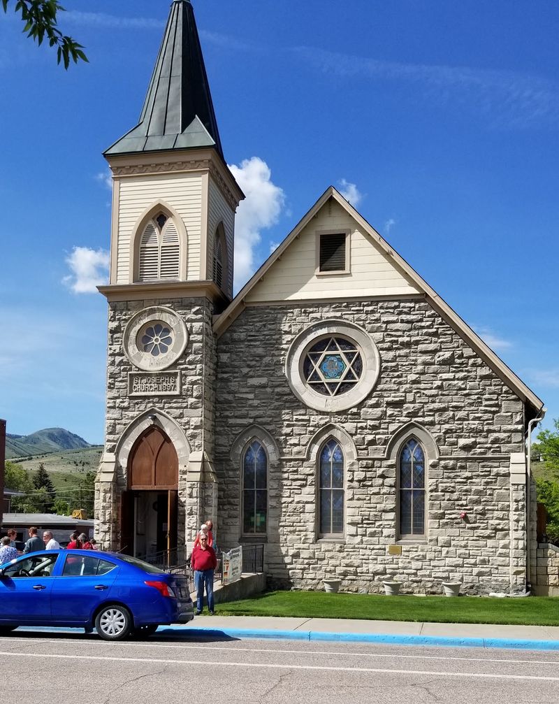 10 Idaho Churches With Architecture That Feels Straight Out Of Europe - Decor Hint St. Joseph's Catholic Church