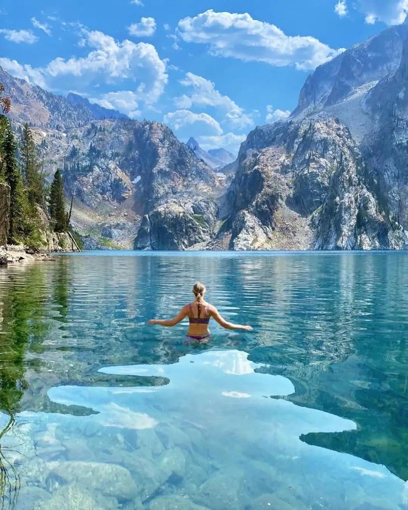 Sawtooth Lake, Stanley