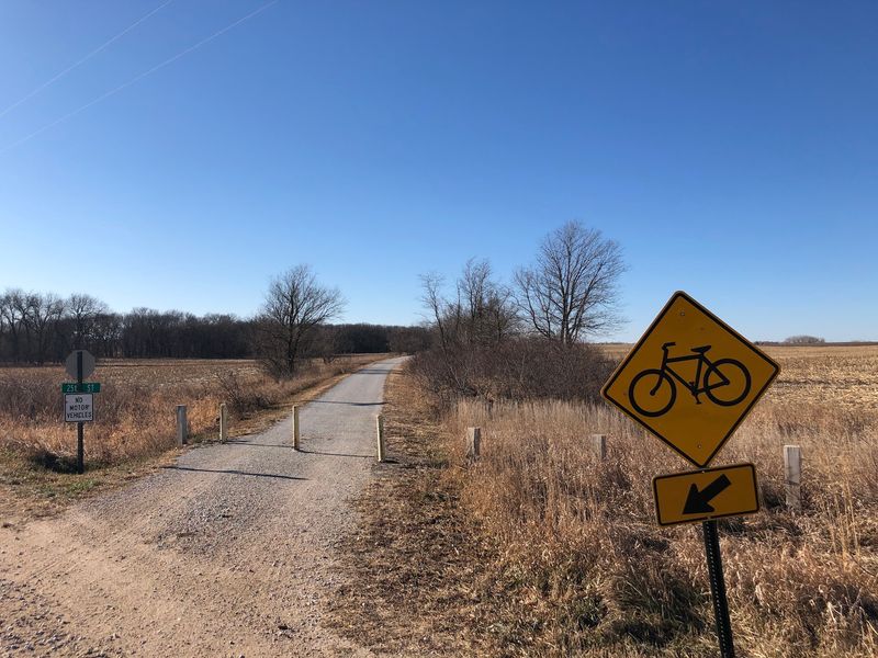 This 31-Mile Nebraska Bike Trail Follows An Old Railroad Through Tiny Towns And Open Farm Country - Decor Hint Roll Through Miles Of Nebraska Farm Country