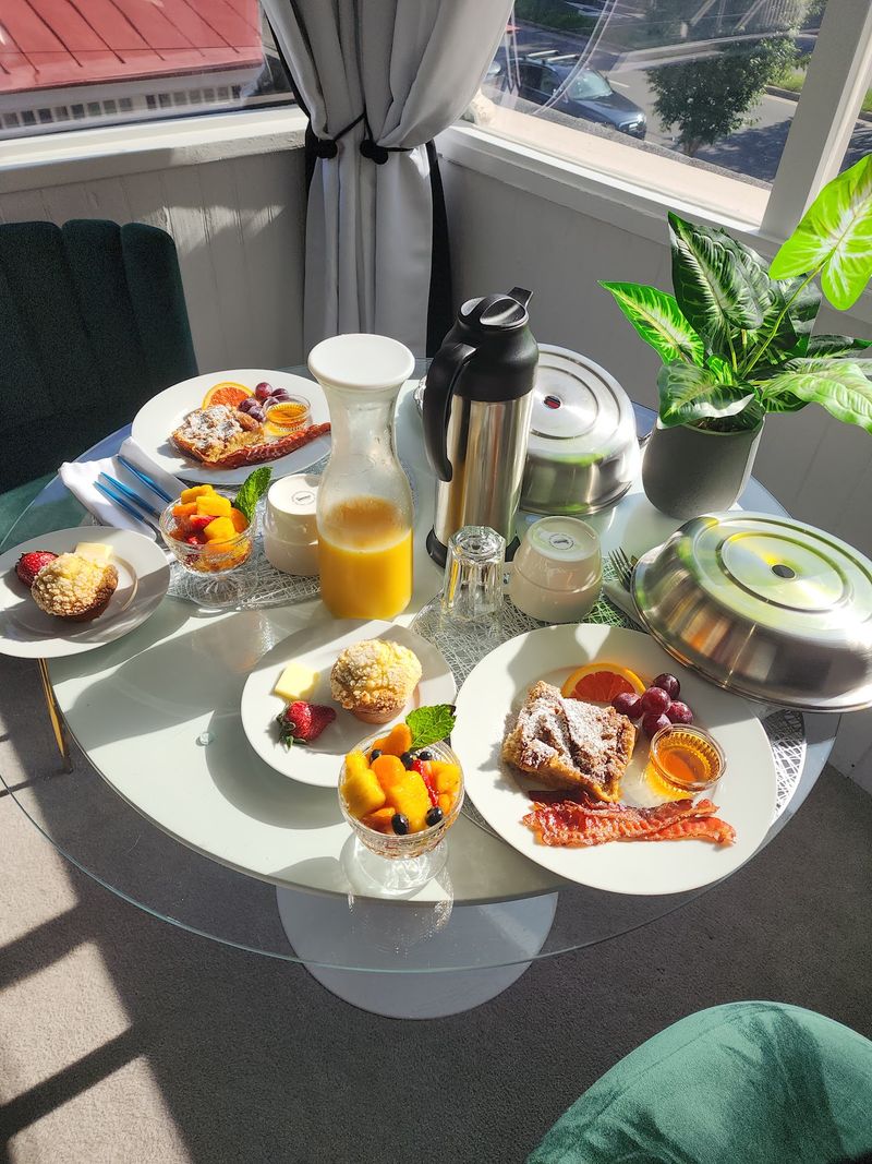You Can Wake Up To A Full Gourmet Breakfast Without Leaving The Inn