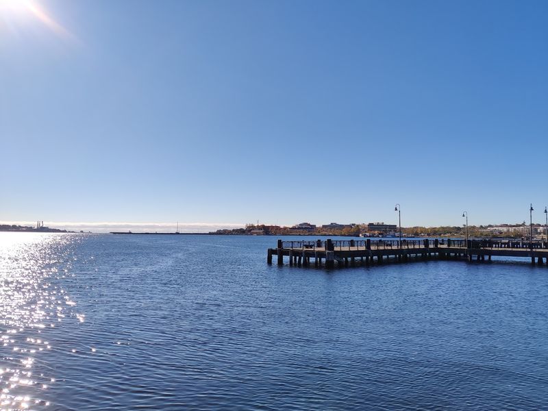 10 Connecticut Boardwalks, Piers, And Waterfront Walks Made For A Scenic Day Out - Decor Hint New London Waterfront Park, New London