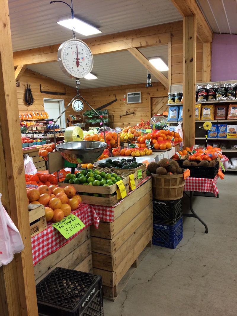 These 9 Kentucky Amish And Mennonite Markets Make Homemade Food Worth The Road Trip - Decor Hint Lavern's Country Market, Liberty