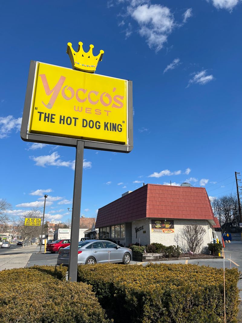 9 Timeless Pennsylvania Restaurants Locals Recommend For A Cheap Meal - Decor Hint Yocco's The Hot Dog King, Allentown