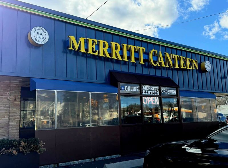 Merritt Canteen, Bridgeport