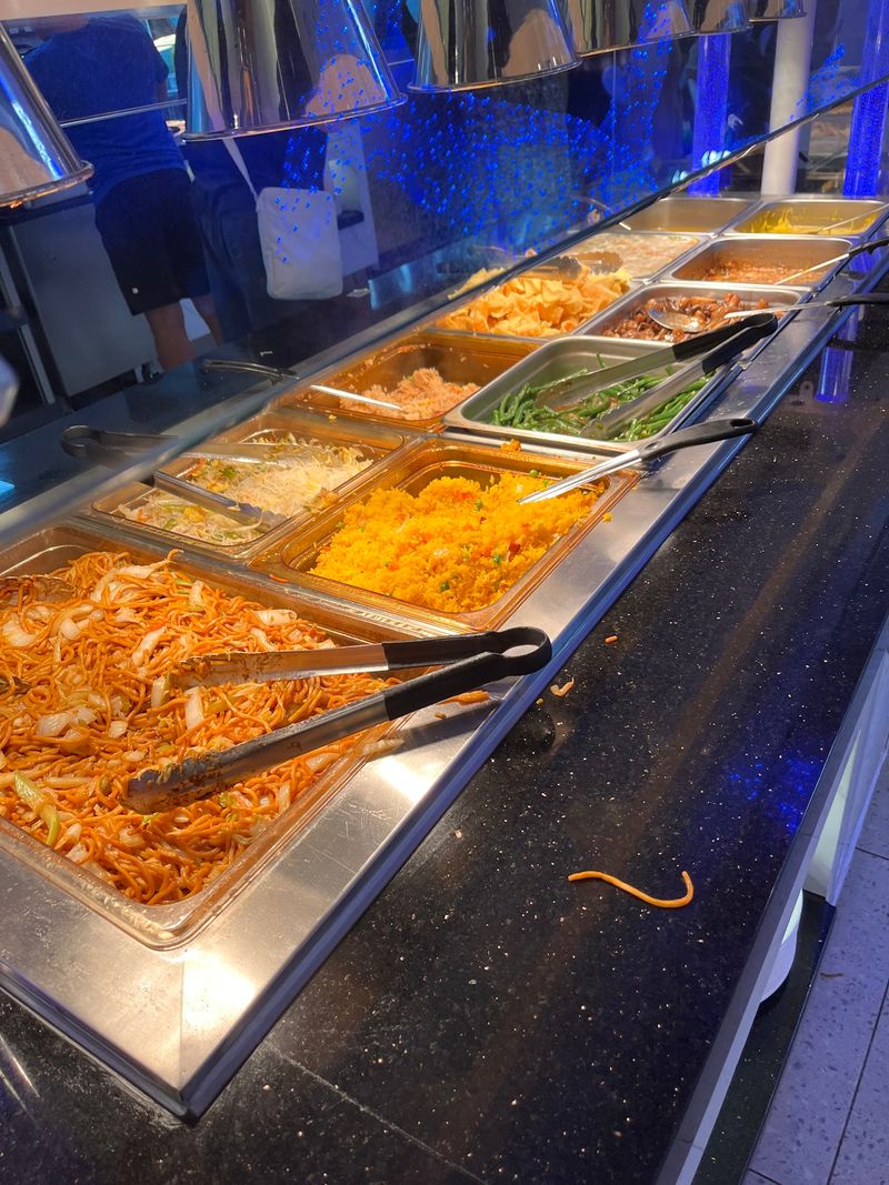 Build Your Own Plate At The Hibachi Grill