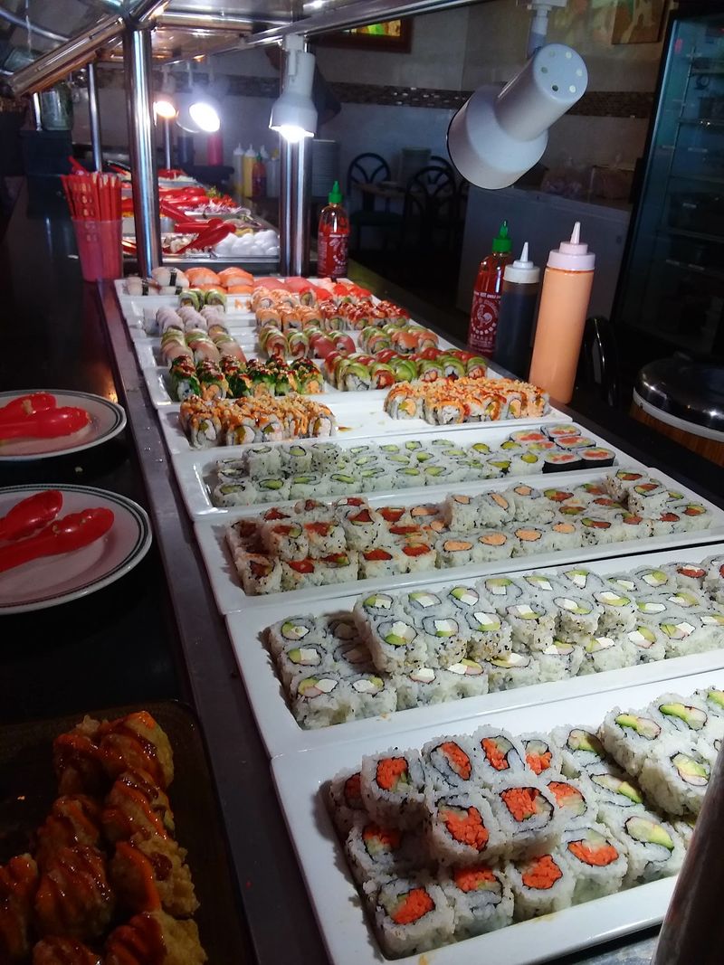 Chinese Favorites And Seafood By The Plateful