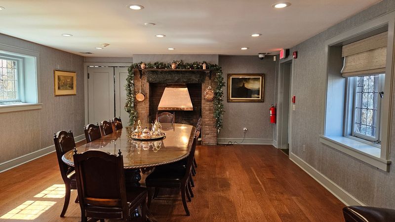 If Italy Is Calling Your Name, Visit This Beautiful Connecticut Destination First - Decor Hint Hidden Spaces Full Of Character