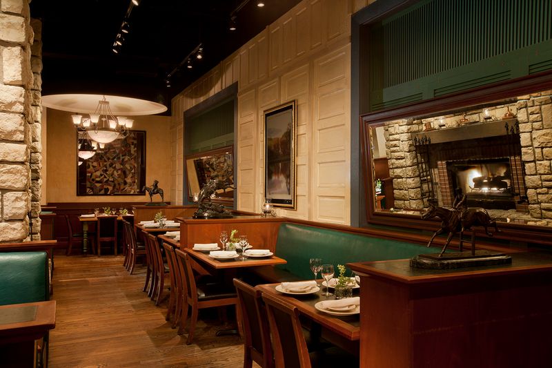 J. Gilbert's Wood-Fired Steaks & Seafood, Glastonbury