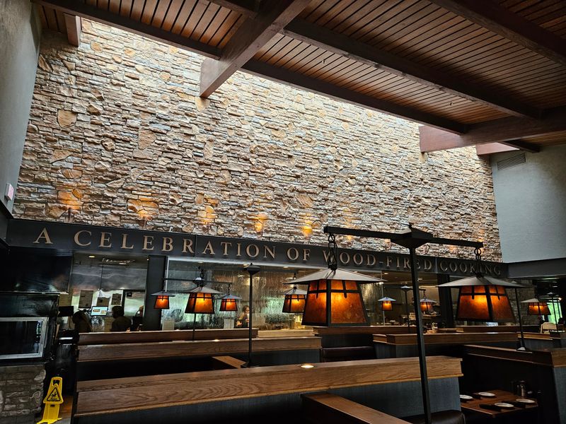 FireWorks Restaurant, Lincoln