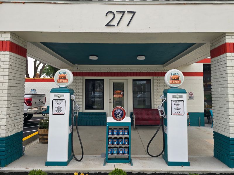 Don't Let August End Without Trying These 7 New Connecticut Restaurants - Decor Hint Gas Burgers, North Haven