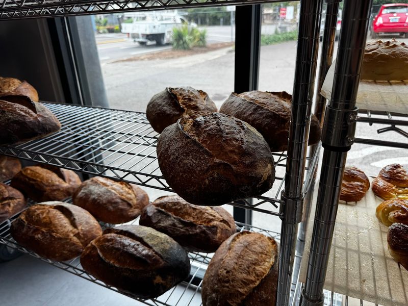 La Mouette Bread Shop, Eugene