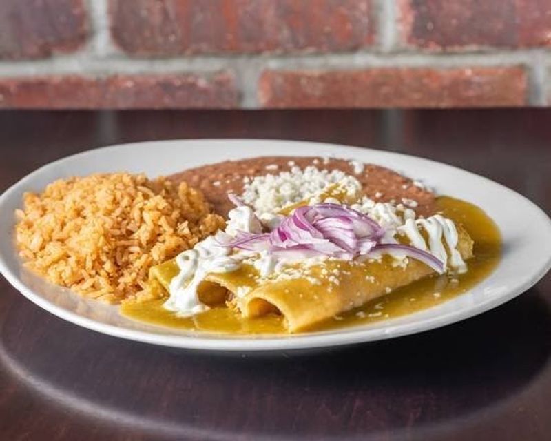 Locals Keep Returning To This Connecticut Mexican Restaurant For Its Cheesy Enchiladas - Decor Hint Cheesy Enchiladas Deserve Their Own Spotlight