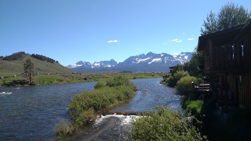This Tiny Idaho Mountain Town Barely Reaches 80 Degrees Even In The Middle Of Summer - Decor Hint Stretch A Hot-Weather Escape Into A Full Weekend In The High Country