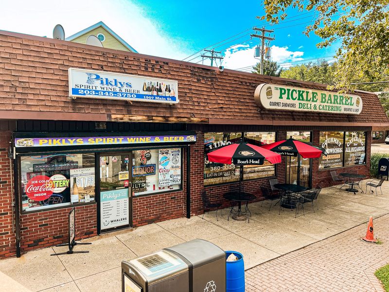 Seven-Day Service Keeps This Local Deli Dependable