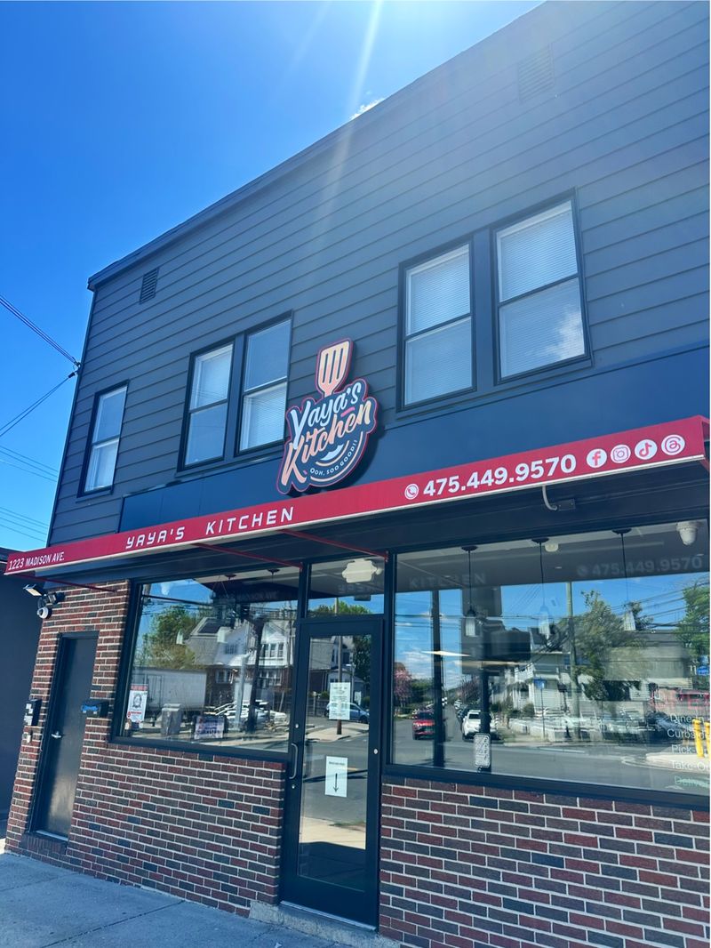 Yaya's Kitchen, Bridgeport 