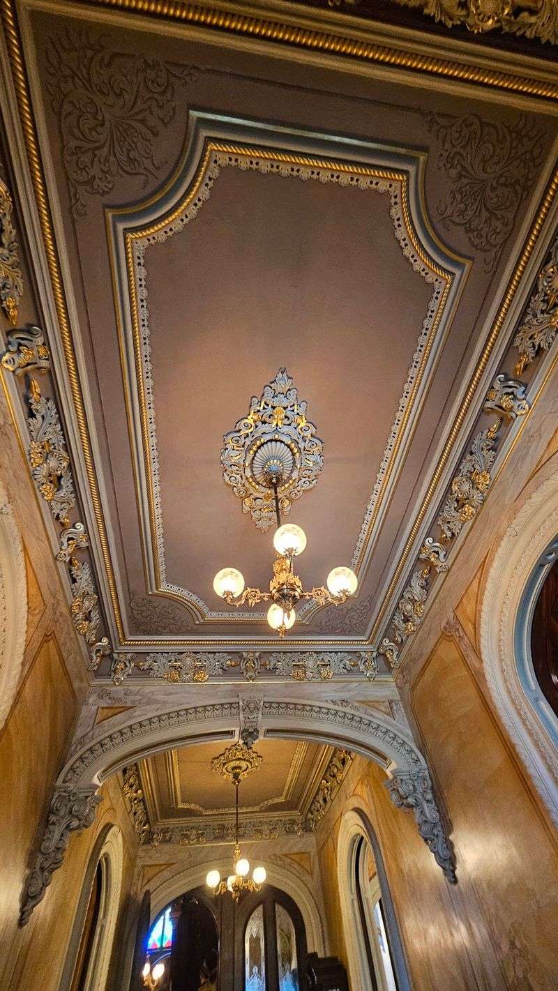 Ceilings That Make You Forget To Breathe