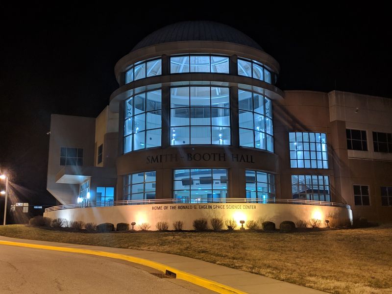 This Small Kentucky Town Saved A NASA Moon Mission And Almost Nobody Knows It - Decor Hint NASA's Deep Space Network And Why It Matters