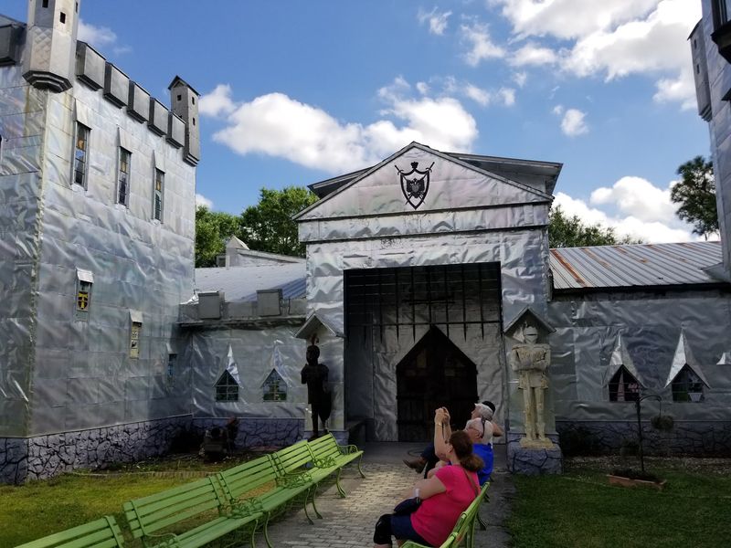 Guided Tours With Expert Storytellers