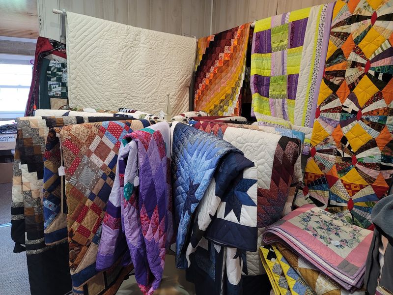 Walls Of Fabric That Make You Forget The Time