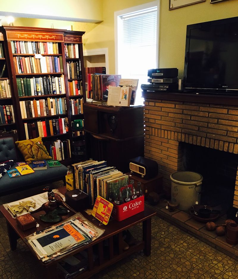 TampaAntiquesandBooks.com, Tampa