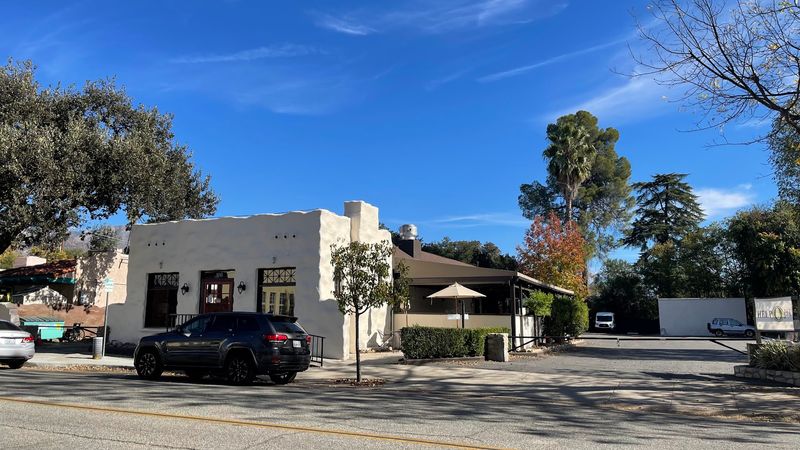 The Changing California City Where Longtime Locals Say They No Longer Feel At Home - Decor Hint Home Prices Have Put Ojai Beyond The Reach Of Many Local Families
