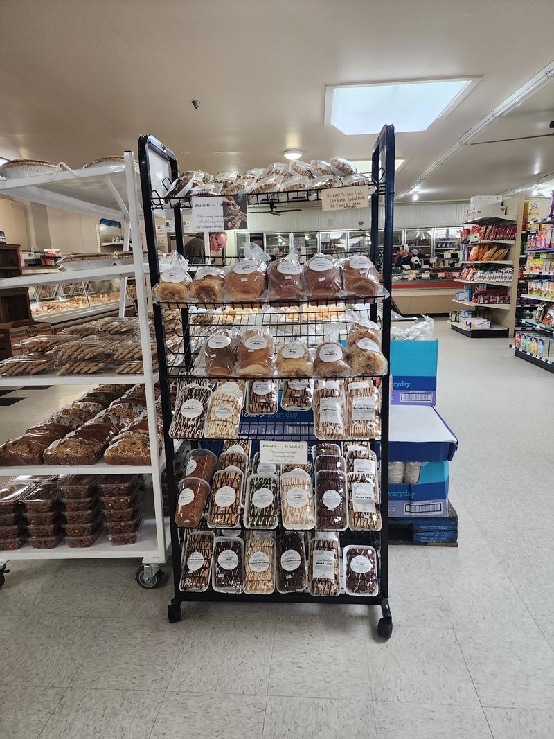 Hillside Bulk Foods, Gap