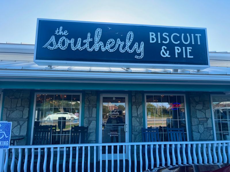 Southerly Biscuit & Pie, Carolina Beach