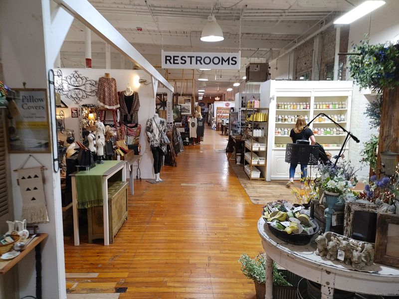 Inside The Historic Cotton Mill In Georgia That's Now A 48,000-Square-Foot Antique Wonderland - Decor Hint Staff Who Actually Help