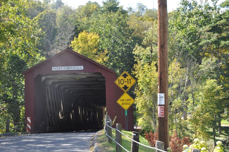 This Quiet Connecticut River Town Is So Easy To Miss Even Most Locals Haven’t Heard Of It - Decor Hint More Than A Century Of Life Around The River
